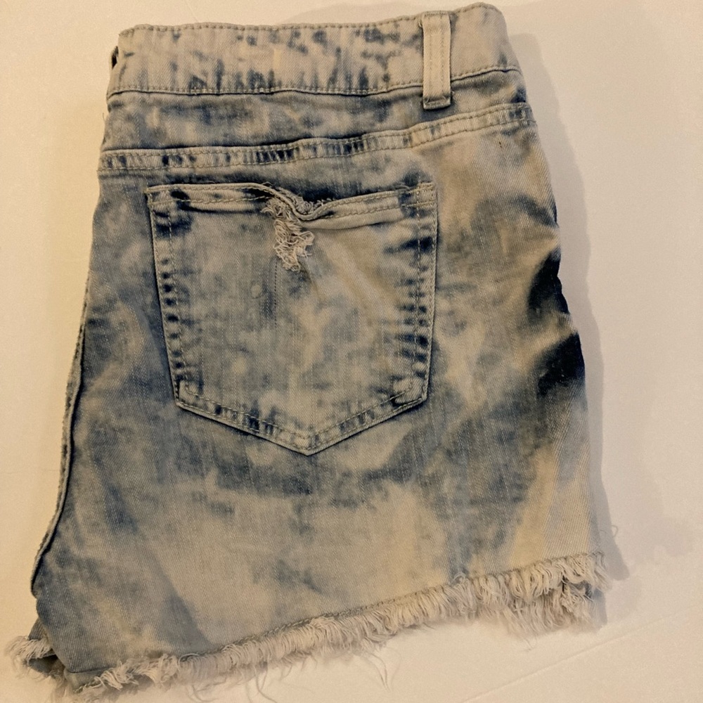 Ladies Shorts bundle (old navy boyfriend) & Rue 21. Y2K for sure ⭐️.Both size 14 - Picture 16 of 16
